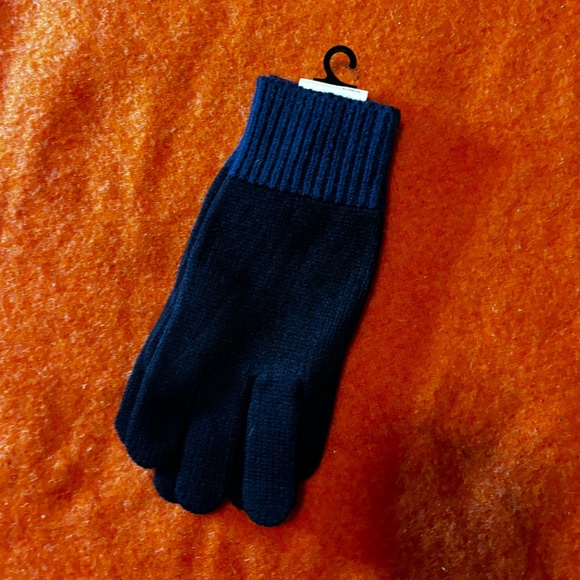 Anya Hindmarch Uniqlo collab navy blue touch of wool heattech knitted gloves NWT - Picture 6 of 8